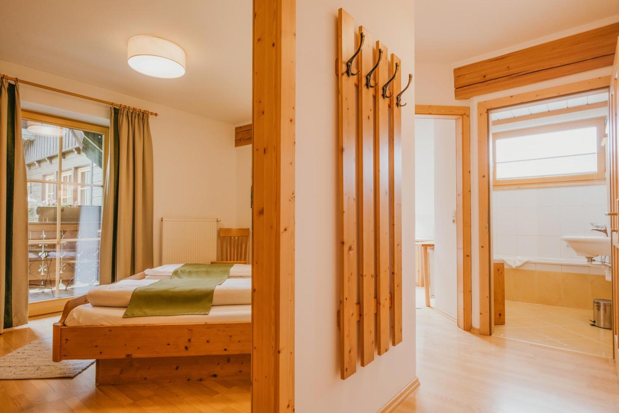 Hoferhof Familien-Abenteuer Hotel Schladming -Dachstein Eksteriør billede